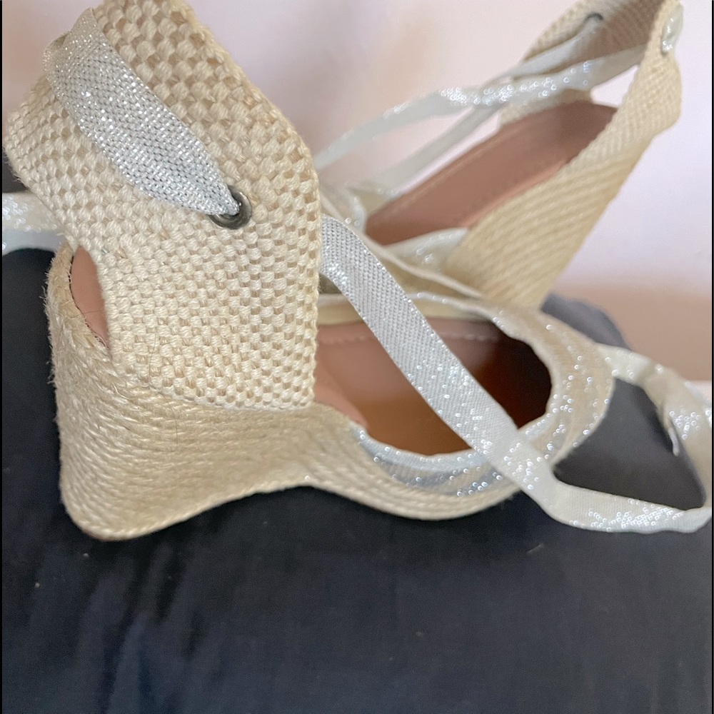 BNWNT Kate Spade New York Size 9 1/2 off white wedge sandals